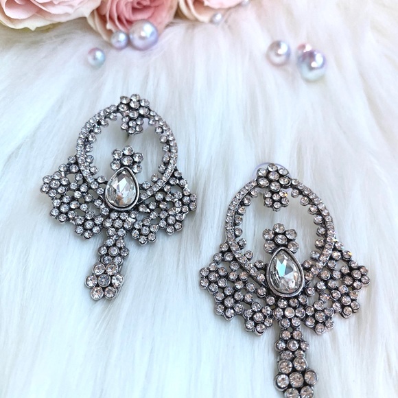 “Ava” Crystal rhinestone earrings wedding - Picture 3 of 4